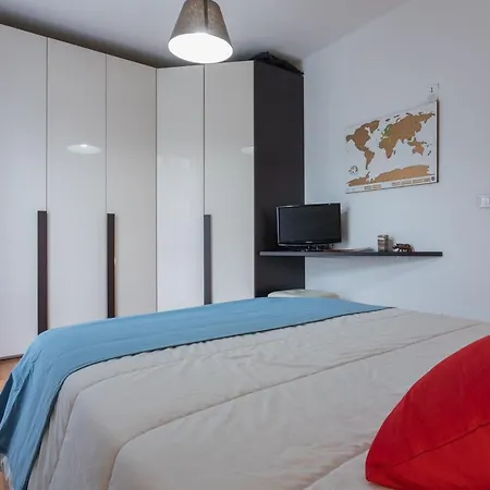 Apartment Perla With Garden By Wonderful Italy *