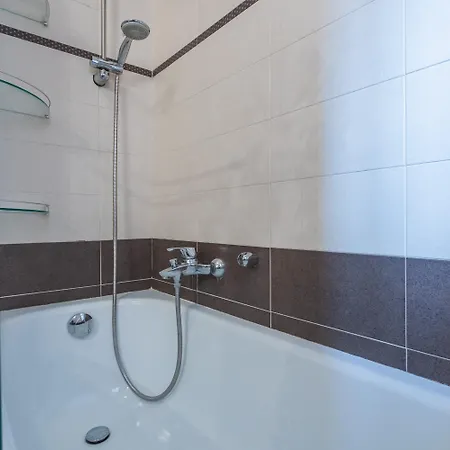 Apartment Perla With Garden By Wonderful Italy Turin